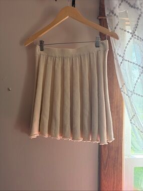 Pleated Knit Mini Skirt and top in cream